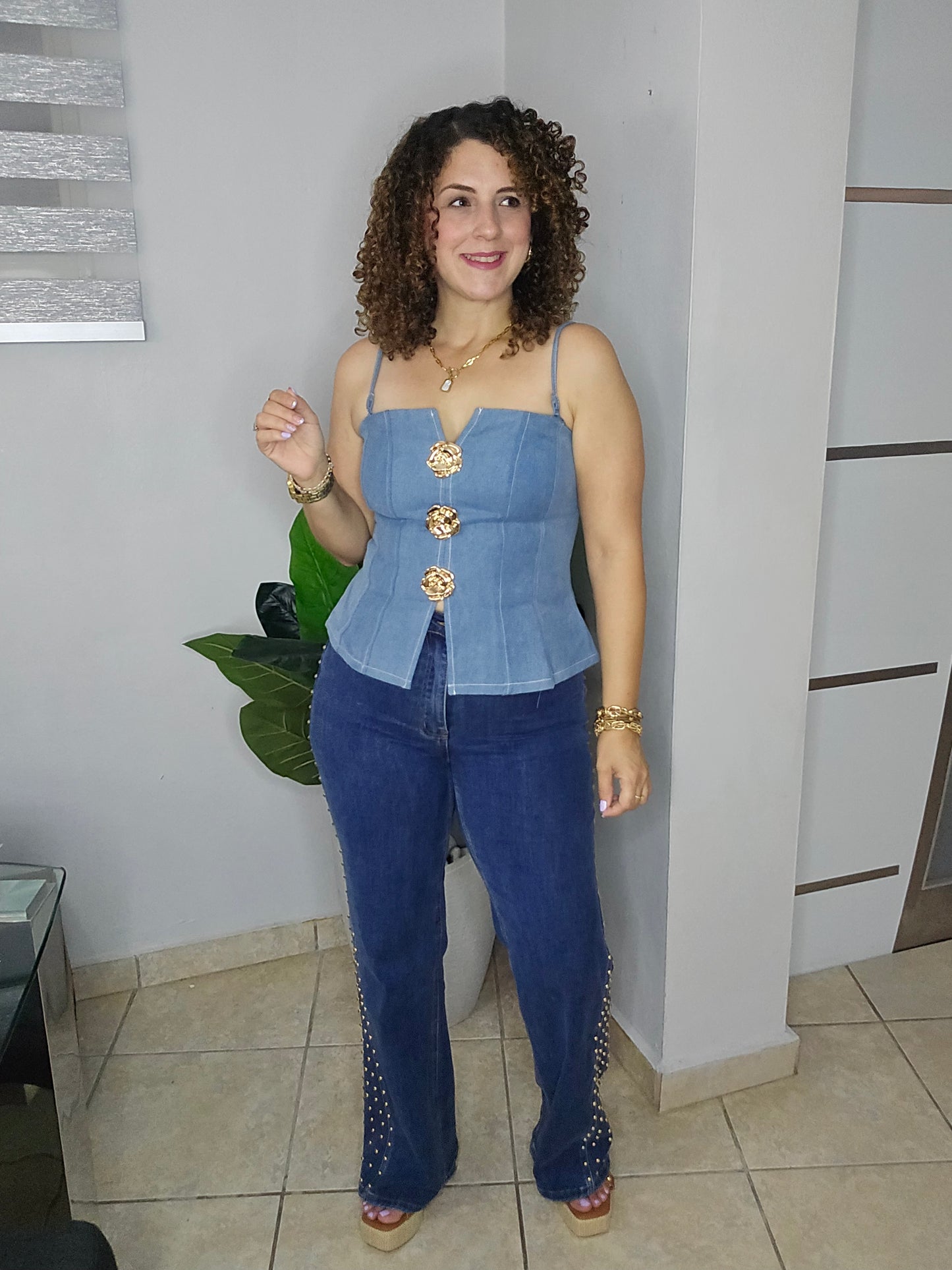 Golden Detail High Waist Jeans