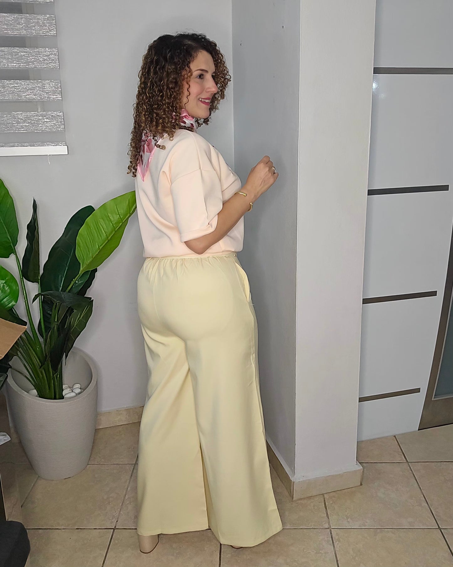 Soft sun belted pant