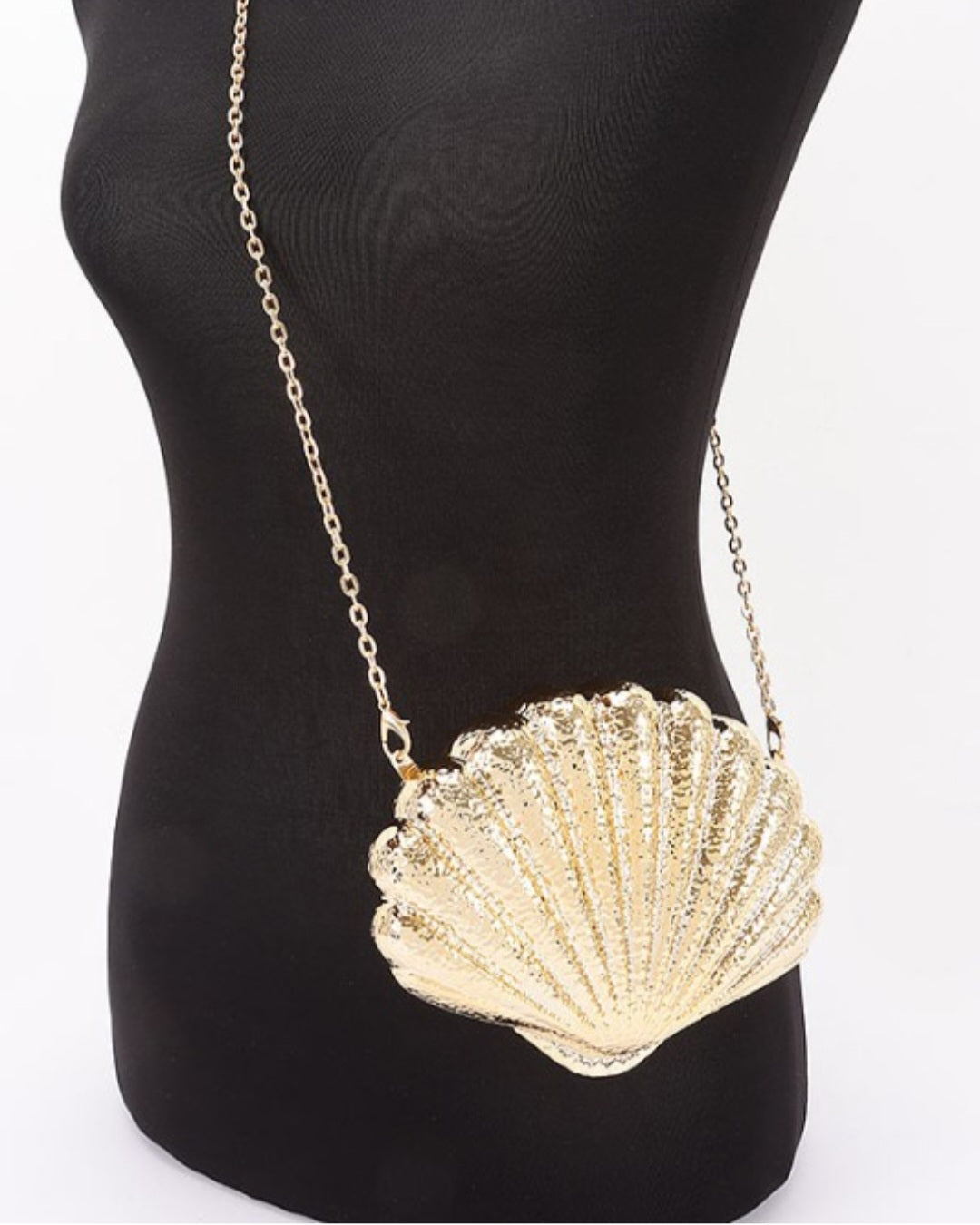 Seachell Metallic Acrylic Cluth in gold