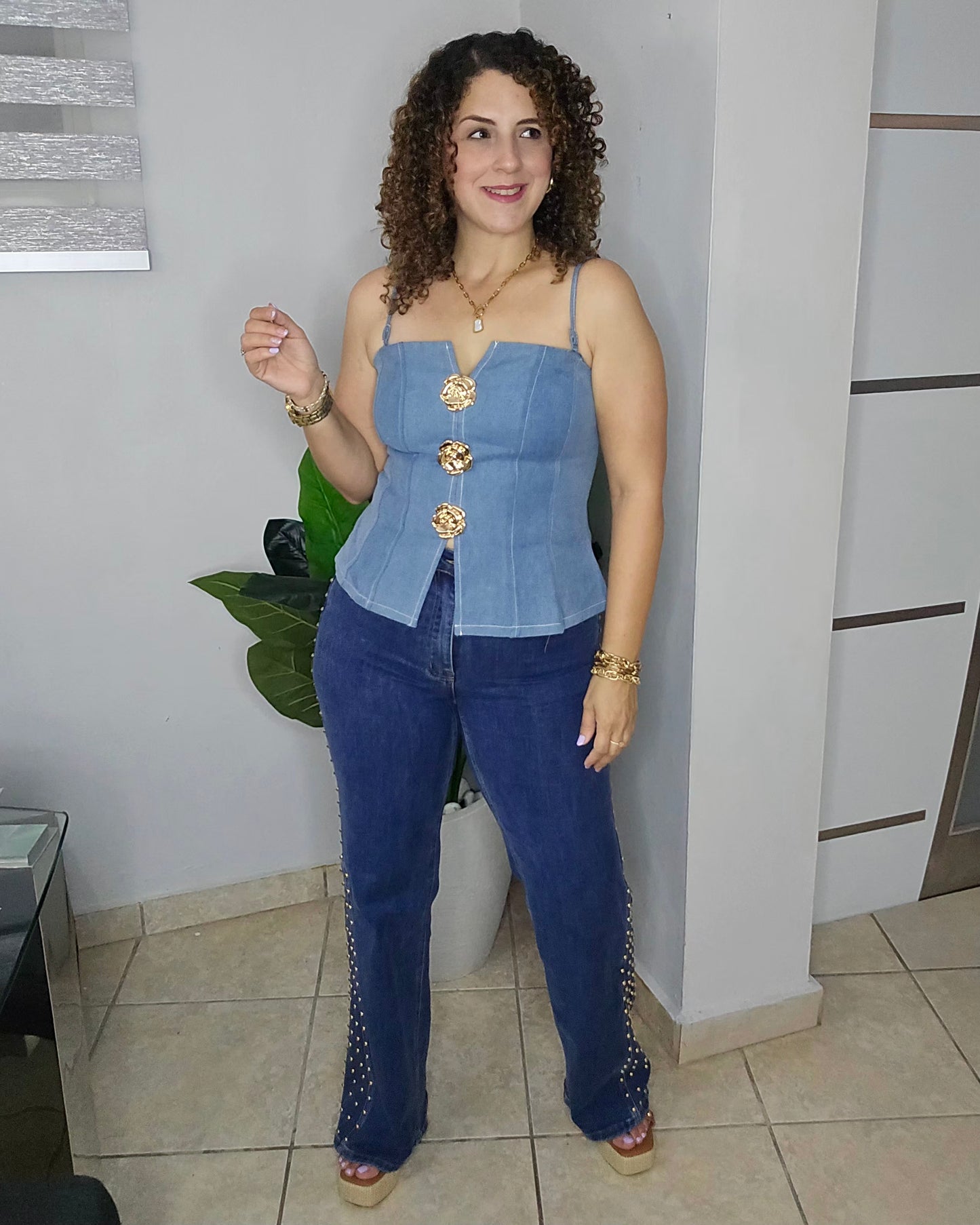 Golden Detail High Waist Jeans